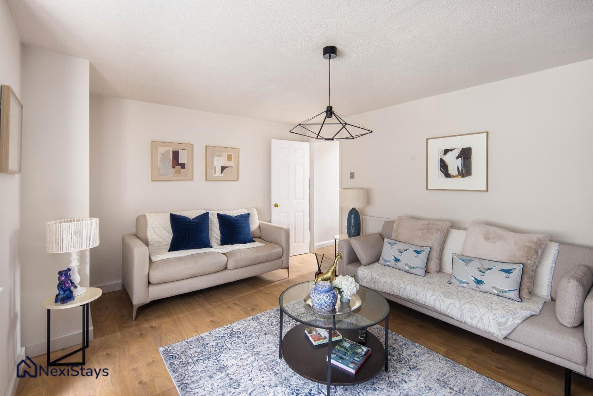 10 Mins Walk To The Oval, The Kennington Retreat Apartment Лондон Екстериор снимка