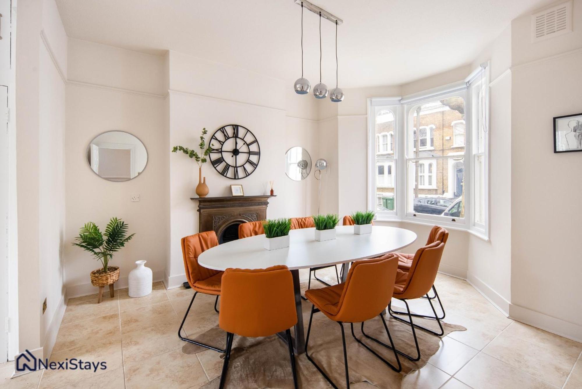 10 Mins Walk To The Oval, The Kennington Retreat Apartment Лондон Екстериор снимка