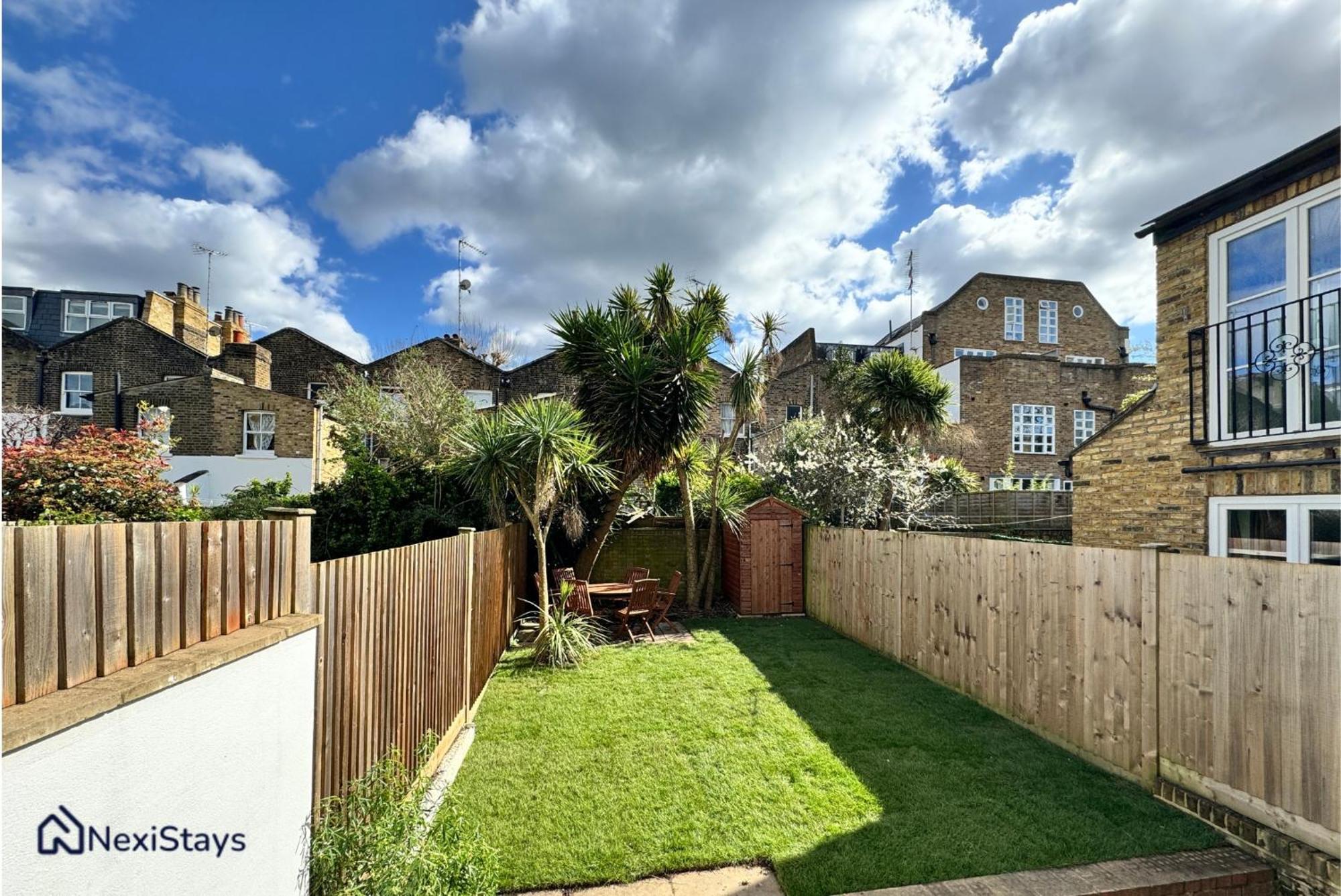 10 Mins Walk To The Oval, The Kennington Retreat Apartment Лондон Екстериор снимка
