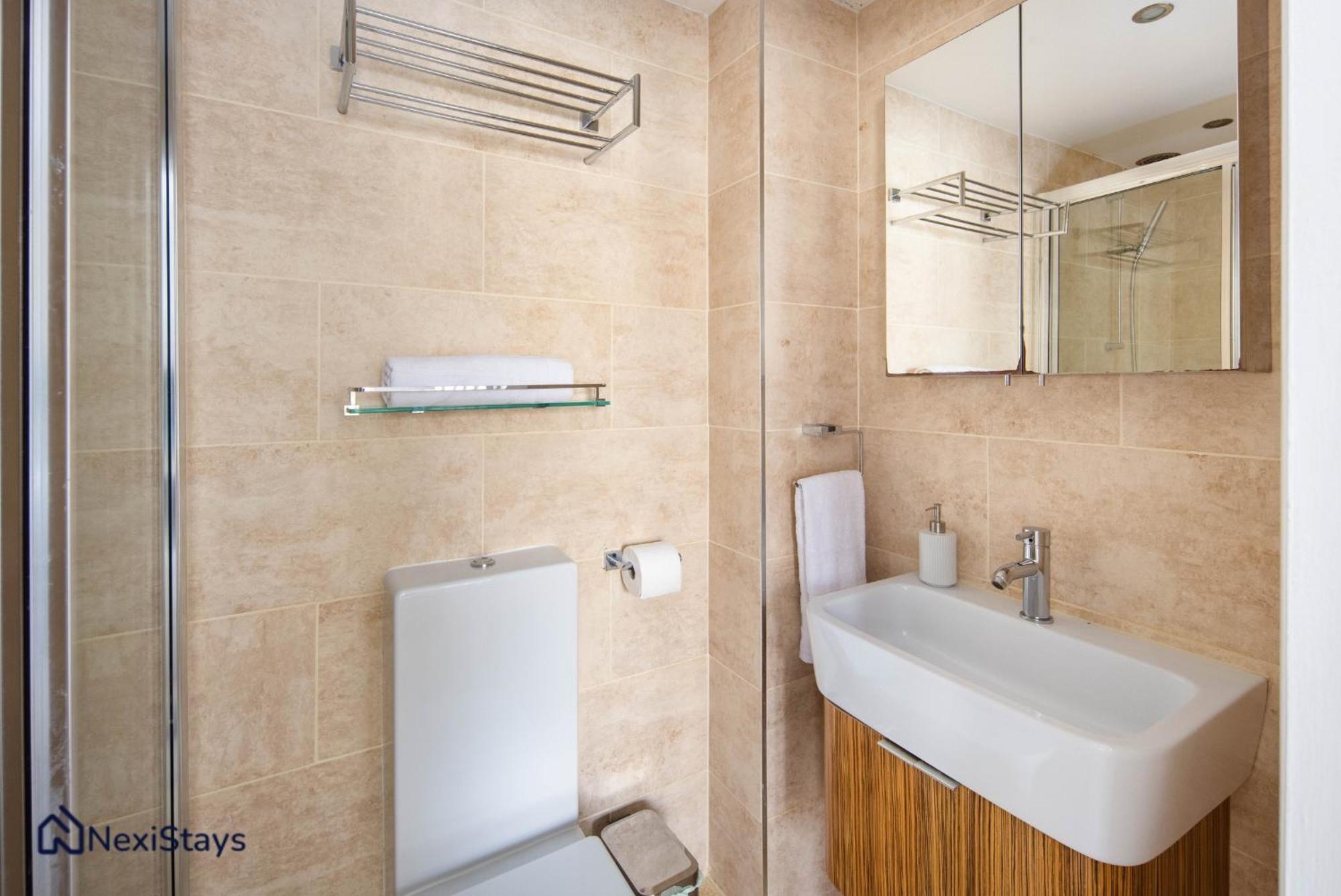 10 Mins Walk To The Oval, The Kennington Retreat Apartment Лондон Екстериор снимка