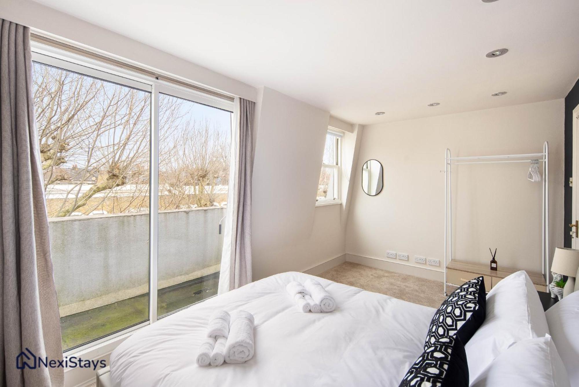 10 Mins Walk To The Oval, The Kennington Retreat Apartment Лондон Екстериор снимка