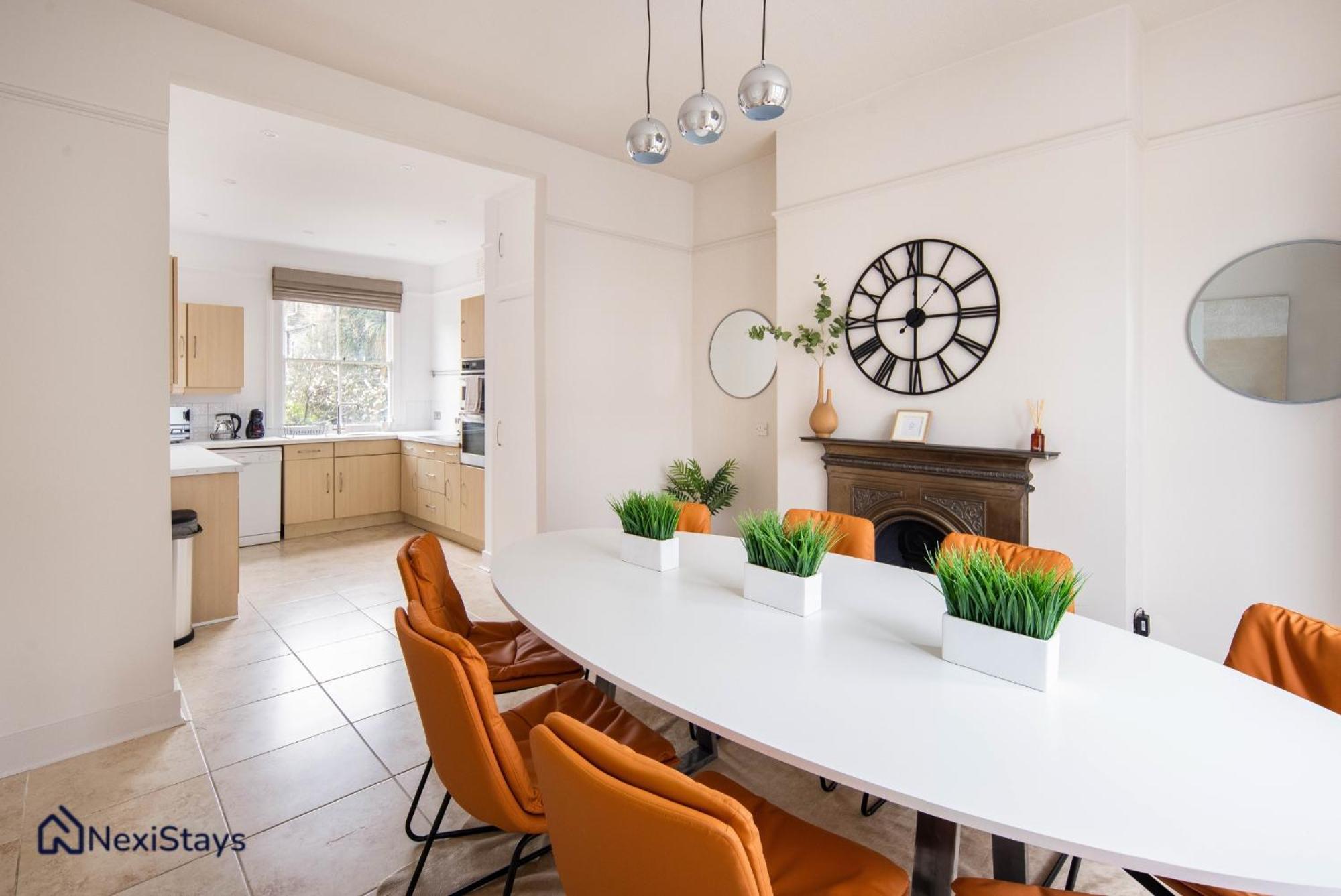 10 Mins Walk To The Oval, The Kennington Retreat Apartment Лондон Екстериор снимка