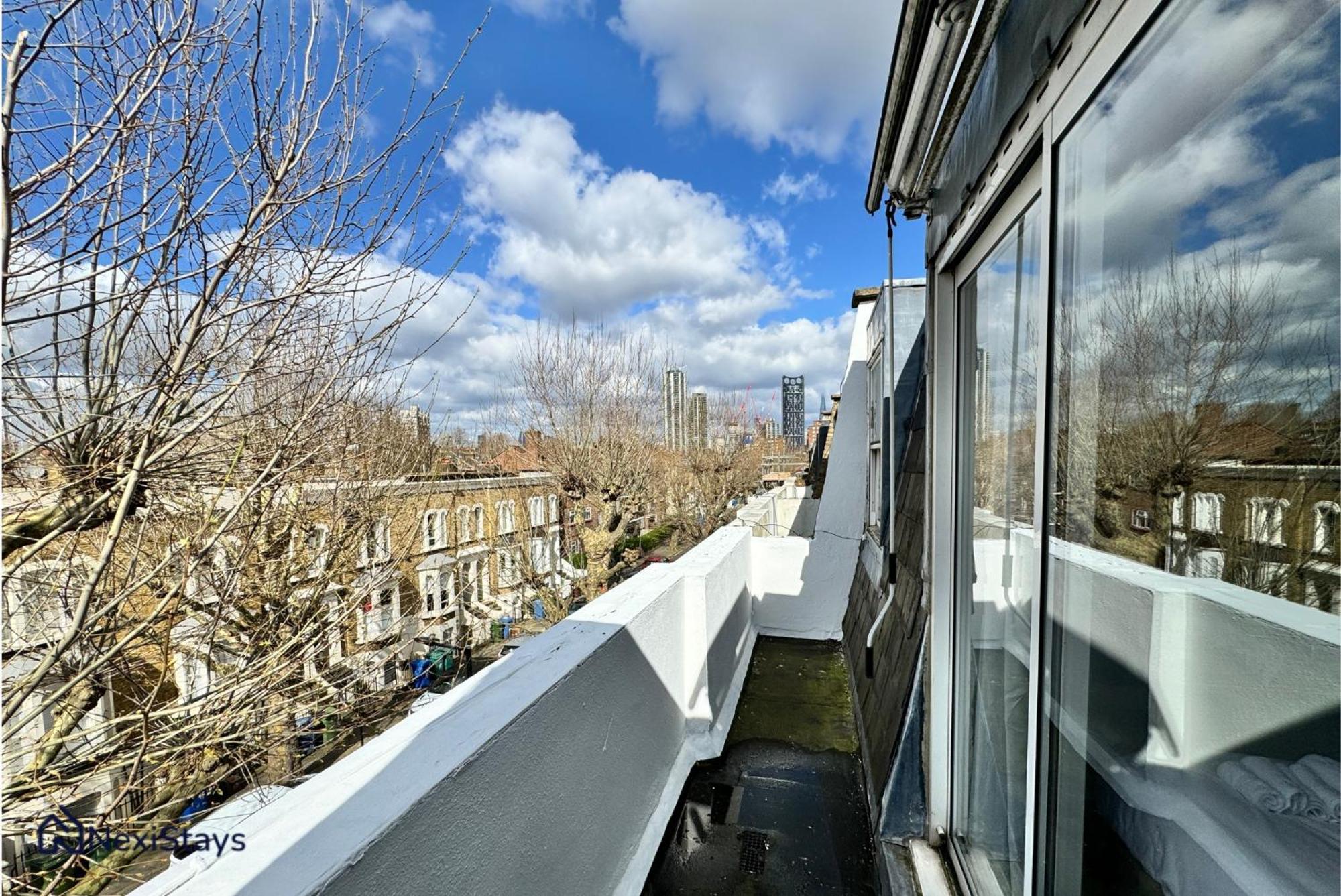 10 Mins Walk To The Oval, The Kennington Retreat Apartment Лондон Екстериор снимка