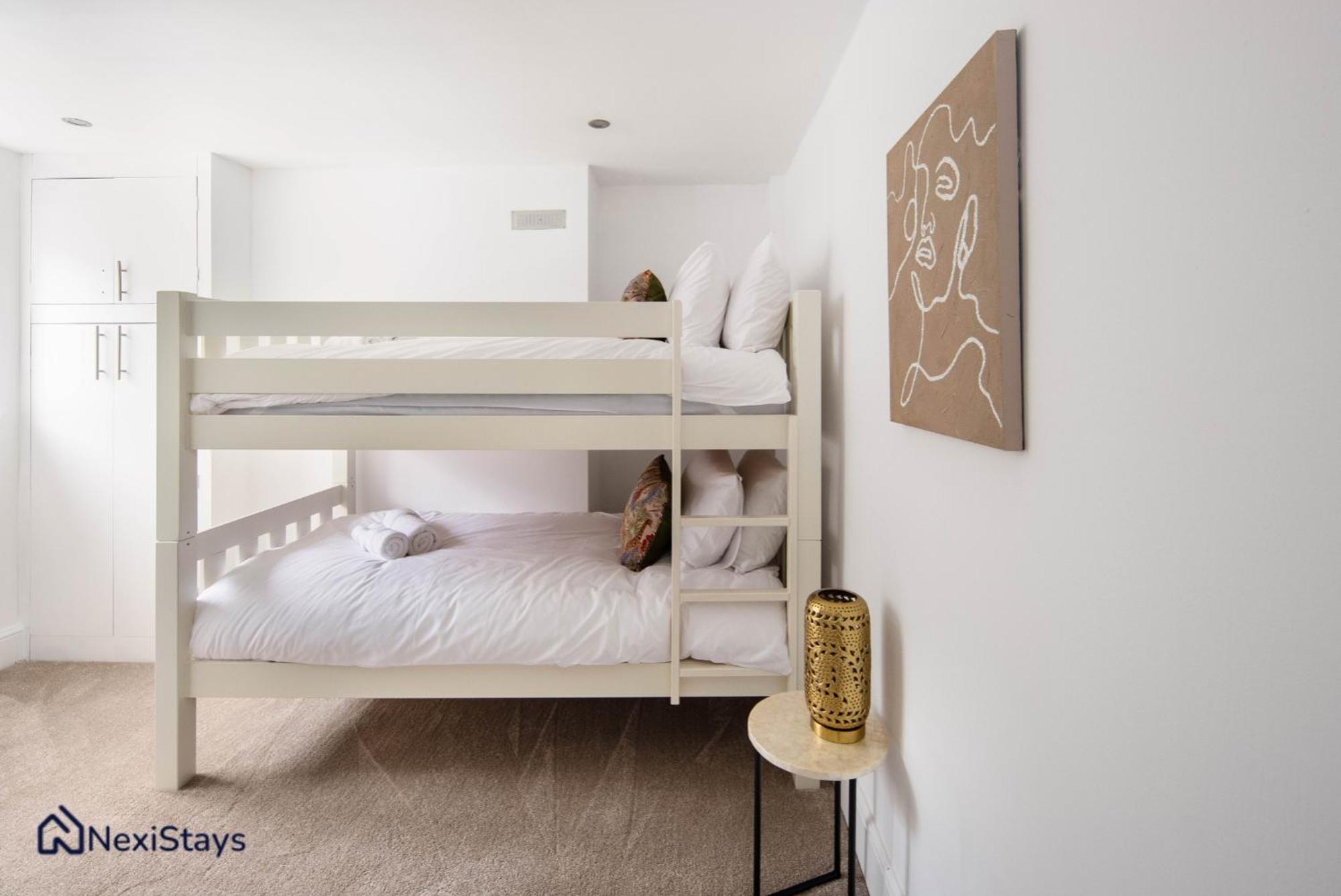 10 Mins Walk To The Oval, The Kennington Retreat Apartment Лондон Екстериор снимка